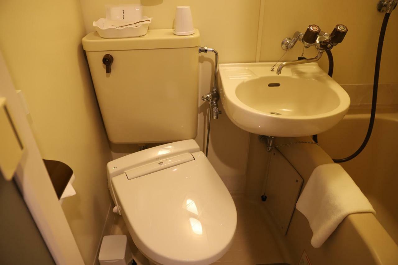 Ai Hotel Yokohama Yokohama  Exteriör bild
